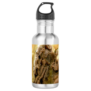 Roast beef sandwich with creamy goat cheese 532 ml water bottle