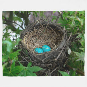 ROBIN'S NEST FLEECE BLANKET