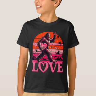 Rock On Bigfoot Sasquatch Yeti Valentines Day Retr T-Shirt