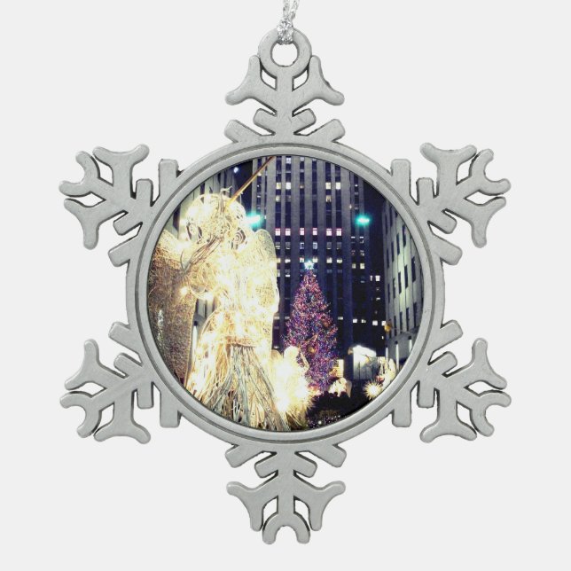 'Rockefeller Centre at Christmas' Snowflake Orn Snowflake Pewter Christmas Ornament (Front)