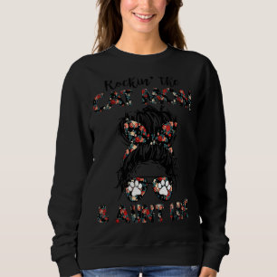 Rockin' The Cat Mum & Aunt Life Messy Bun Hair Gla Sweatshirt