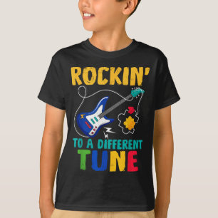 Rockin' to different tune autism guitar music T-Shirt