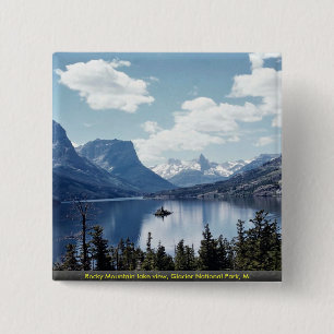 Rocky Mountain lake view, Glacier National Park, M 15 Cm Square Badge