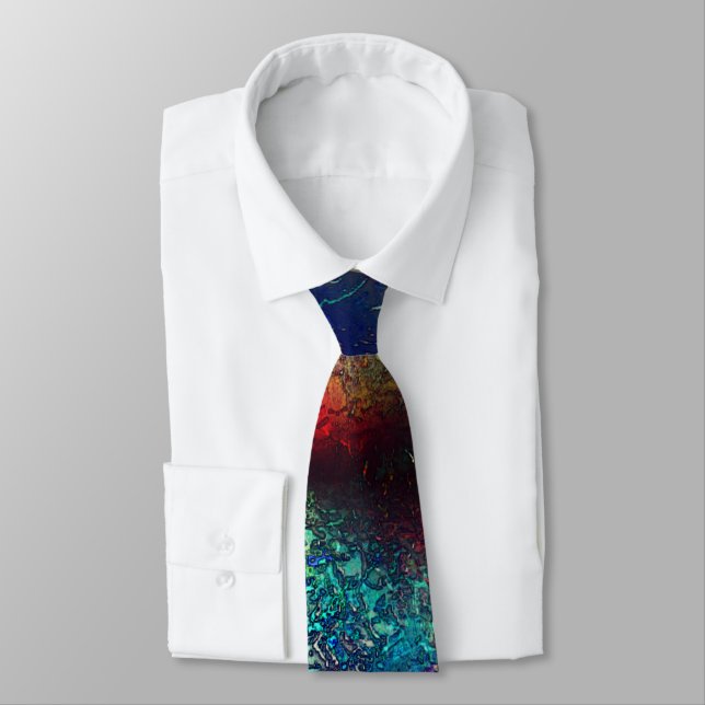 Rocky or aluminium foil under blue and red plastic tie (Tied)