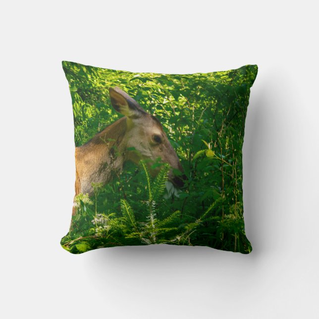 Roe deer in the forest. cushion (Front)