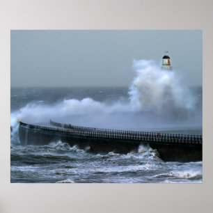 Roker Lighthouse in Winter Poster/Print Poster