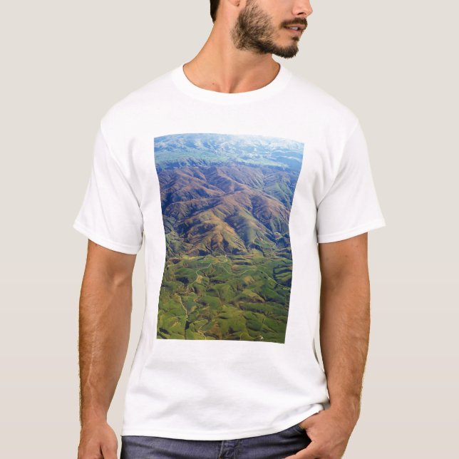 Rolling hills in Southland Region of New Zealand T-Shirt (Front)