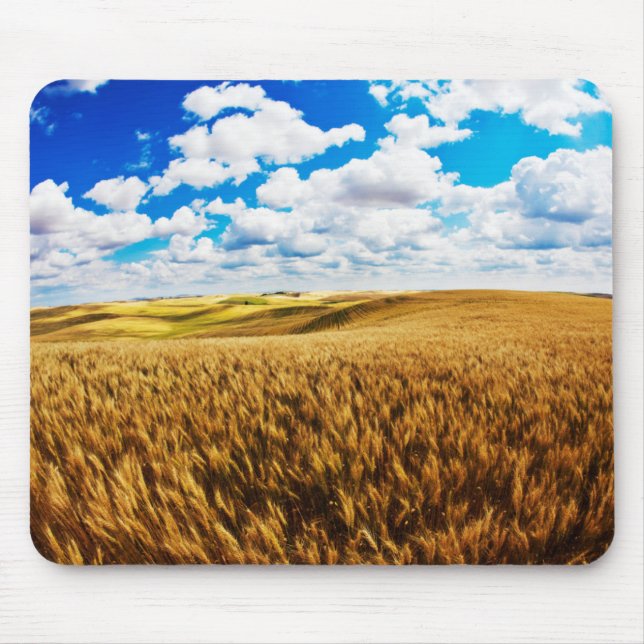 Rolling hills of ripe wheat mouse mat (Front)