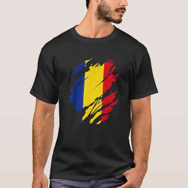 Romanian Flag Romania   T-Shirt (Front)