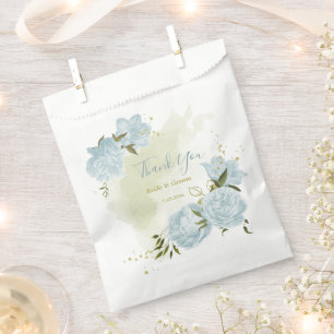 romantic blue flowers greenery wedding favour bags