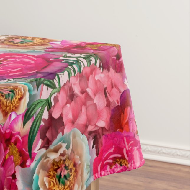 Romantic flower garden tablecloth (In Situ)