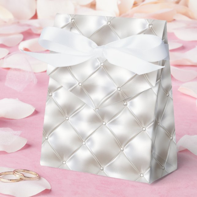 Romantic Glam White Faux Leather Wedding  Favour Box (Wedding)
