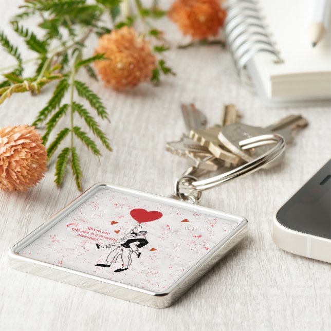 Romantic illustration of a couple key ring (Side)