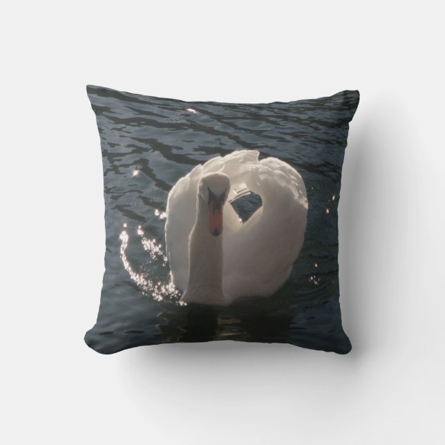 romantic swan cushion (Front)
