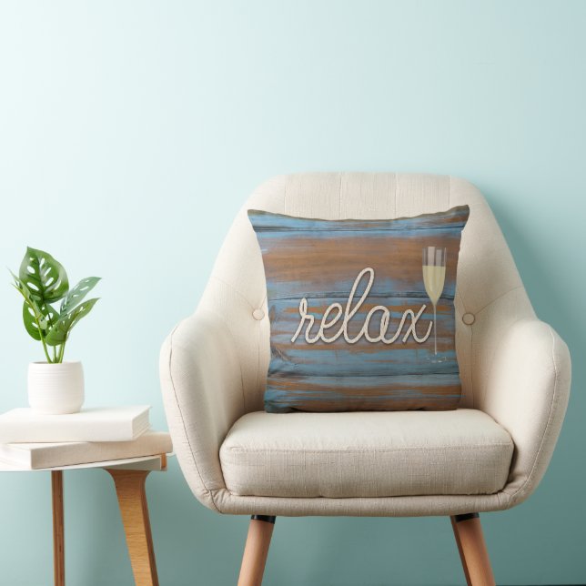 rope "relax" text on rustic wood cushion (Chair)