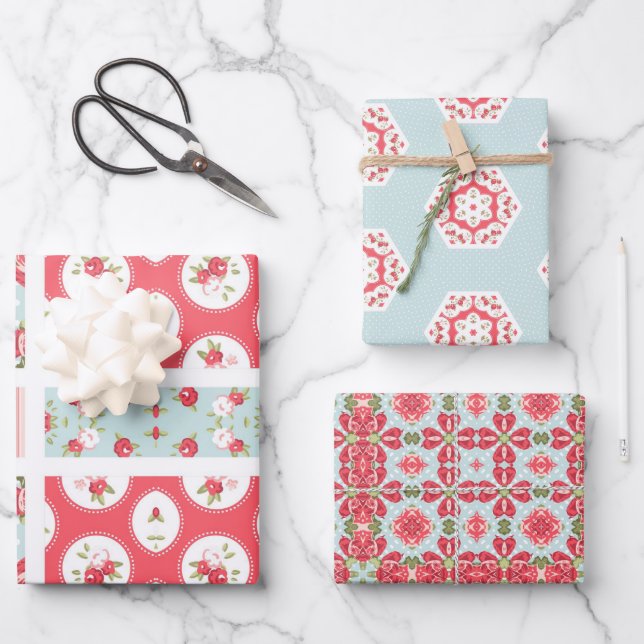 Rose and aqua patchwork design gift wrap set (Front)
