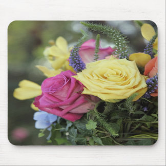 Rose bouquet Mousepad