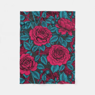 Roses in red and blue fleece blanket