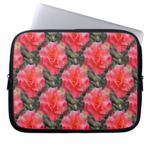 Roses of Love....... Laptop Sleeve