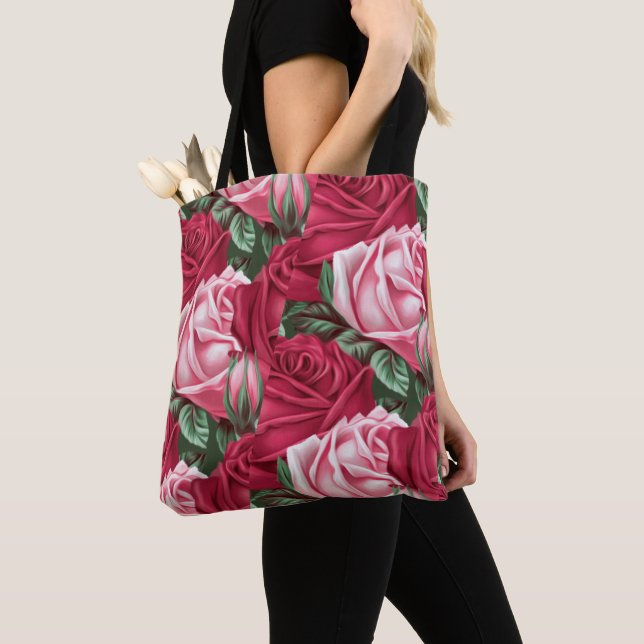 Roses  tote bag (Close Up)