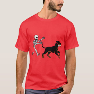 Rottweiler Chase the bone T-Shirt