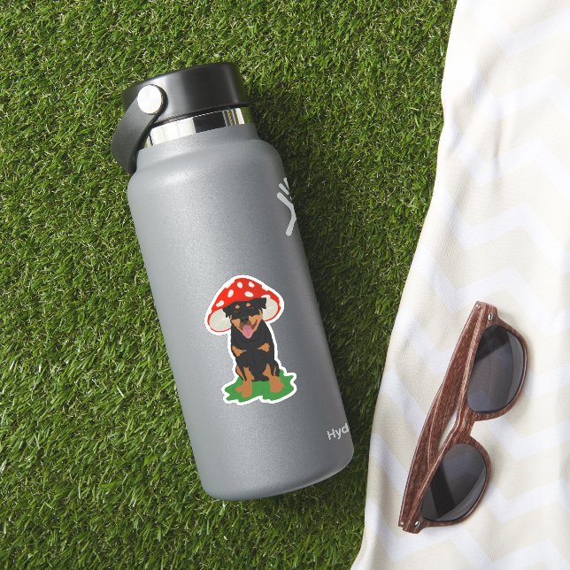 Rottweiler Mushrooms  (HydroFlask Insitu)