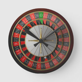 ROULETTE WHEEL ROUND CLOCK