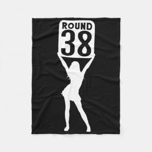 Round 38 fleece blanket
