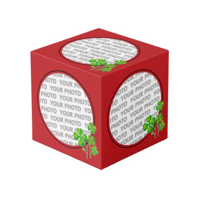 Round in Square Frame red / clover + your photo (Front Angled)