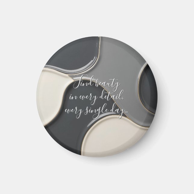 Round magnet in stylish abstract graphic (Front)