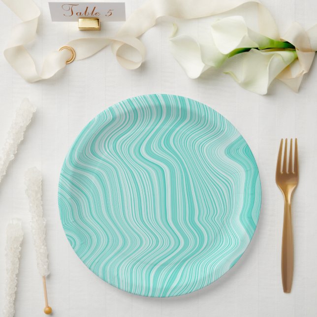 Round Paper Plates for a Classy Affair (Wedding)