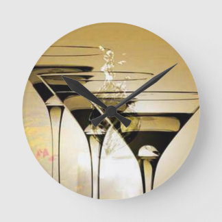 Round wall clock with glass motif