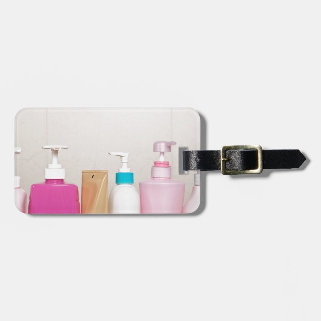 Row of toiletry bottles luggage tag (Front Horizontal)
