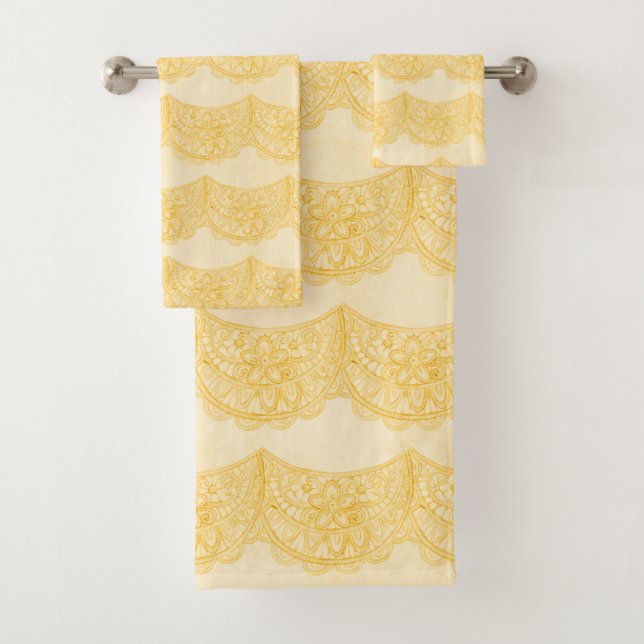 ROWS OF PASTEL YELLOW LACE LOOK PATTERNS BATH TOWEL SET (Insitu)