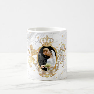 ROYAL WEDDING KISS, HARRY+MEGHAN COFFEE MUG