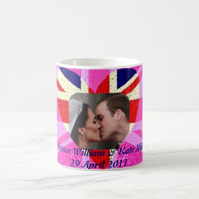 Royal Wedding William and Kate souvenir mug (Center)