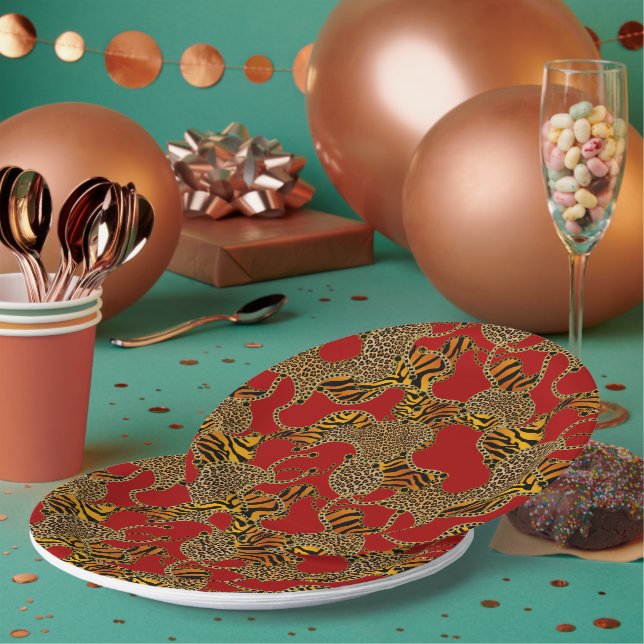 Ruby Leopard Gold Baroque Luxury Paper Plate (Multi)