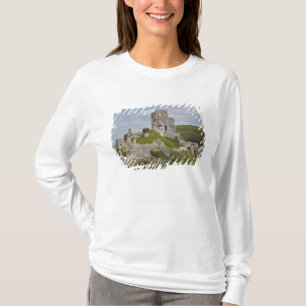Ruins of Corfe Castle, near Wareham, Dorset, T-Shirt