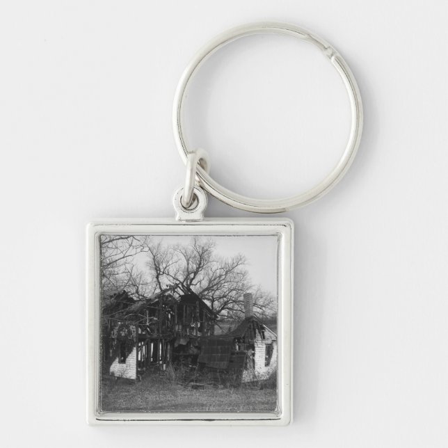 Ruins of farmhouse key ring (Front)