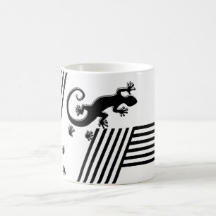 Running Gecko - black & white stripes abstract2 Coffee Mug