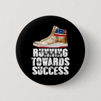 Running Towards Success Trump Sneakers Republican  6 Cm Round Badge