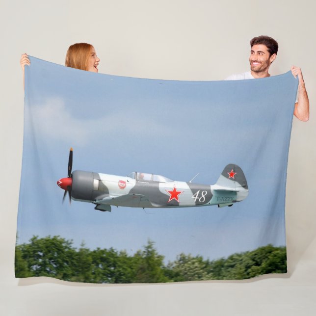 RUSSIAN AIRPLANE FLEECE BLANKET (In Situ)