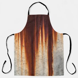 Rusted Grunge Wall: Textured Sagging Apron