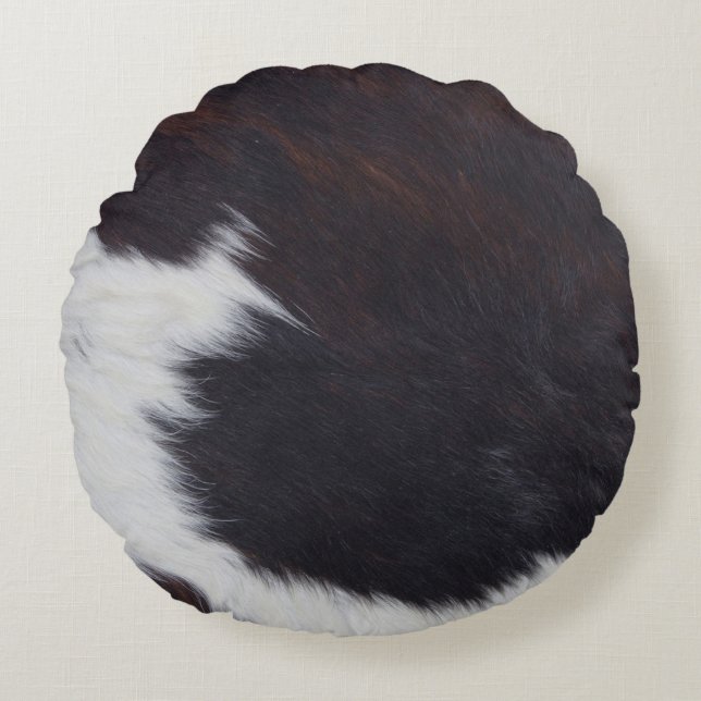 Rustic Сowhide Fur Print Round Cushion (Front)