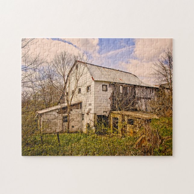 Rustic Barn Ohio. Jigsaw Puzzle (Horizontal)