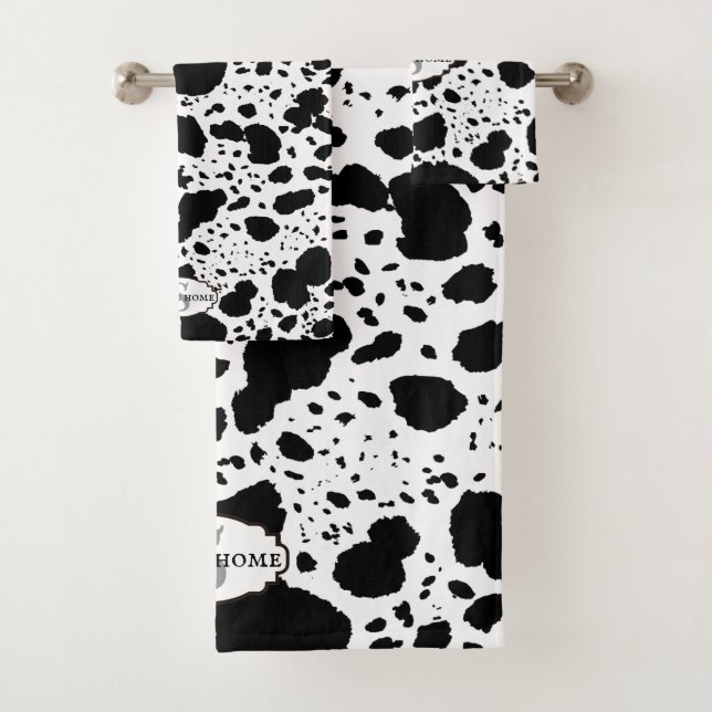 Rustic Cabin Cowhide Print Cosy Farmhouse Bath Towel Set (Insitu)