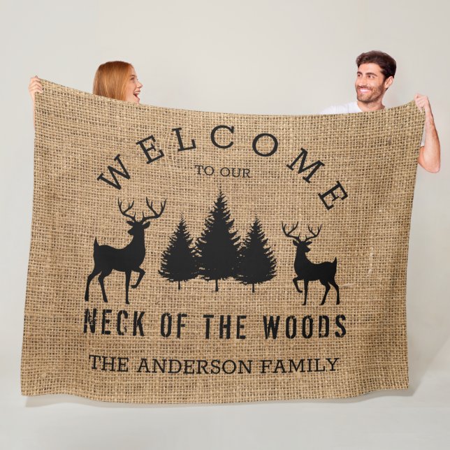 Rustic Cosy Cabin Welcome Family Name  Fleece Blan (In Situ)