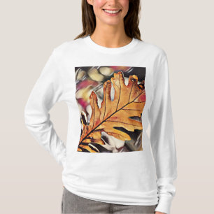 Rustic fall oak leaf orange brown yellow T-Shirt