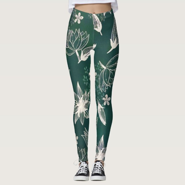 Rustic Green White Botanical Wildflowers Blossom Leggings (Front)