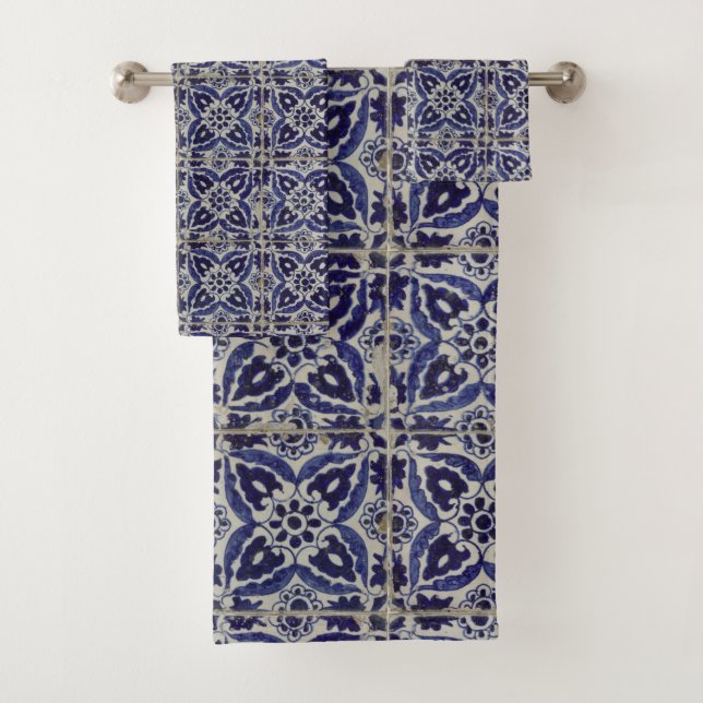 Rustic Italian Tiles Azulejo Blue White Geometric Bath Towel Set (Insitu)